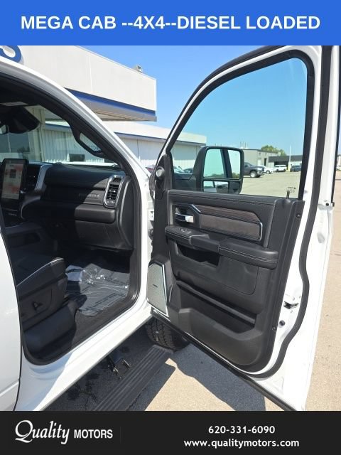 New 2026 RAM 2500 Laramie AWD/4WD image 27