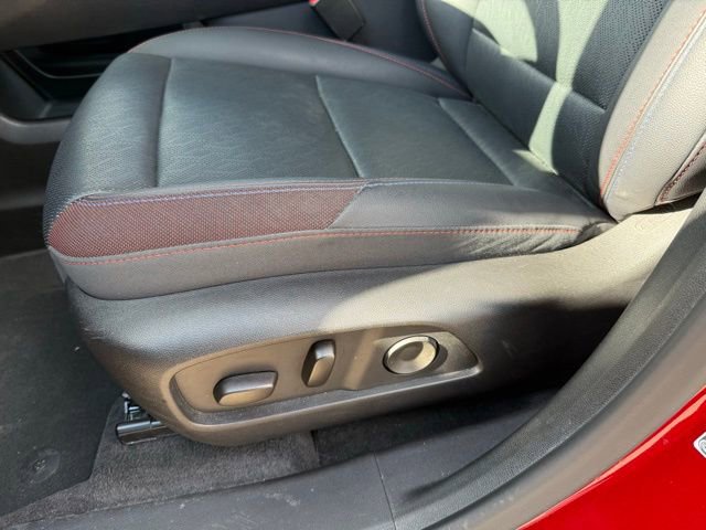 Used 2025 Chevrolet Equinox RS w/ Safety and Technology Package image 18