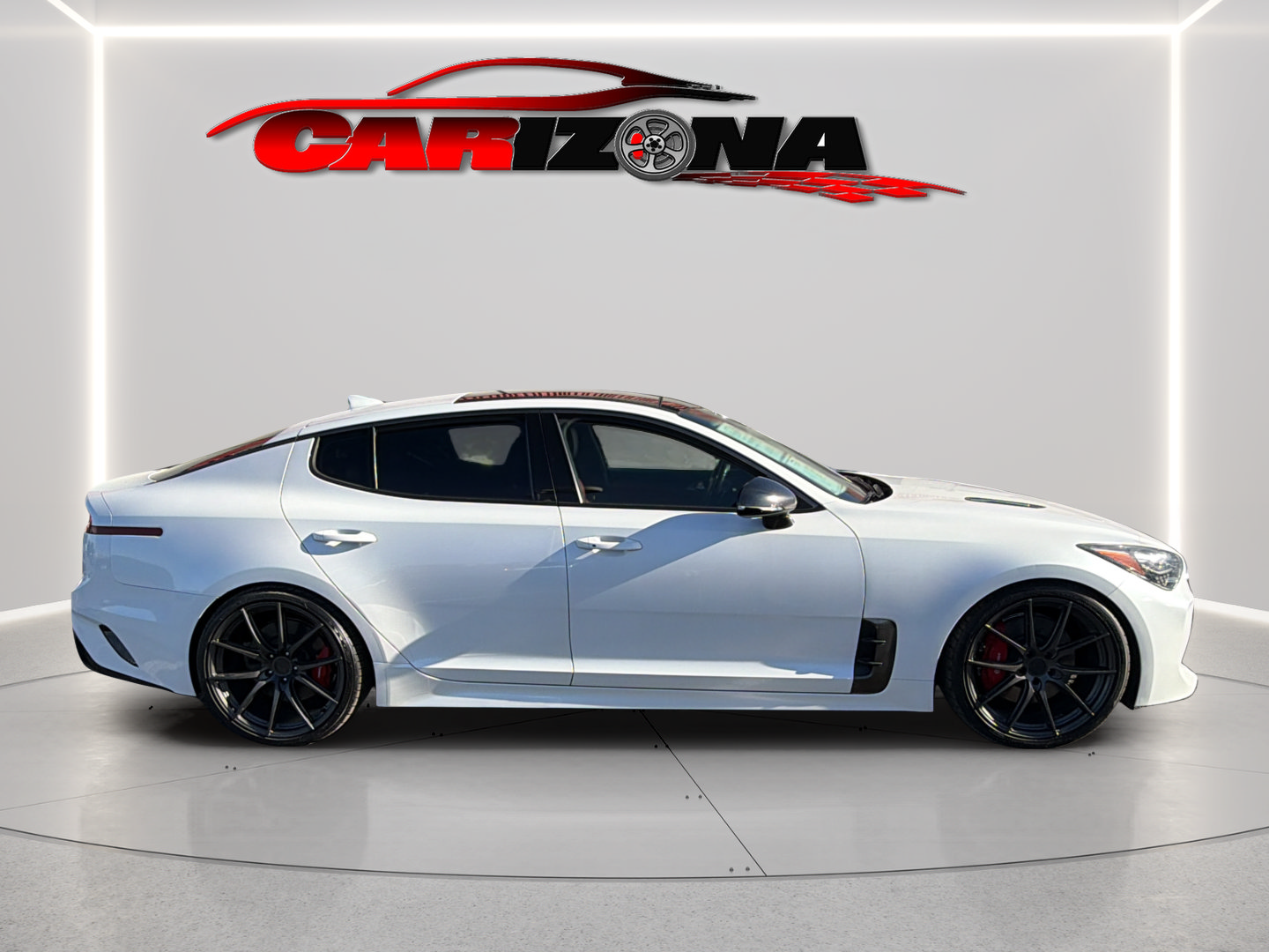 Used 2018 Kia Stinger GT1 RWD image 4
