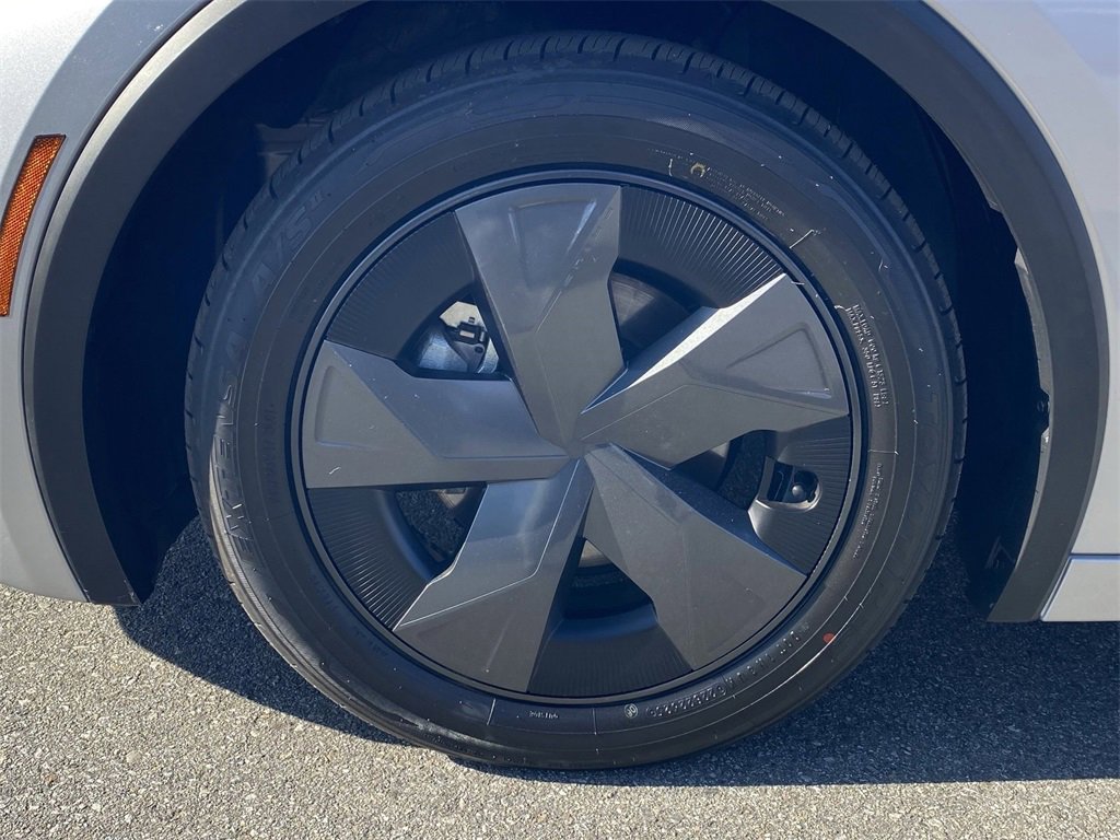 Certified 2024 Toyota Prius Limited image 12