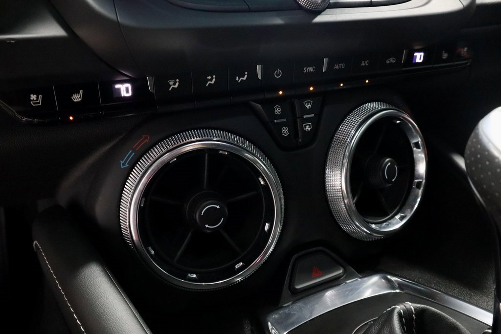 Used 2019 Chevrolet Camaro SS image 31