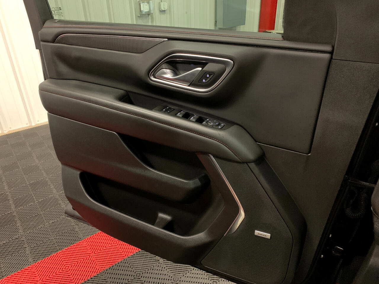 Used 2022 Chevrolet Tahoe RST w/ Luxury Package image 31