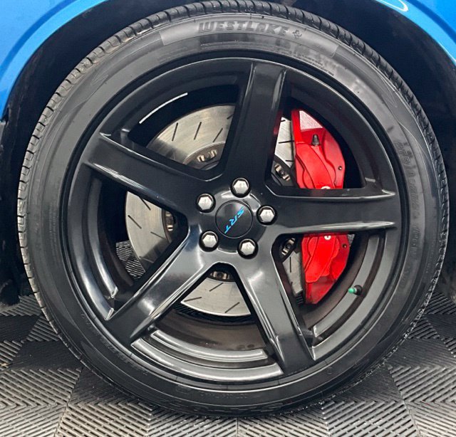 Used 2016 Dodge Challenger SRT Hellcat RWD image 28