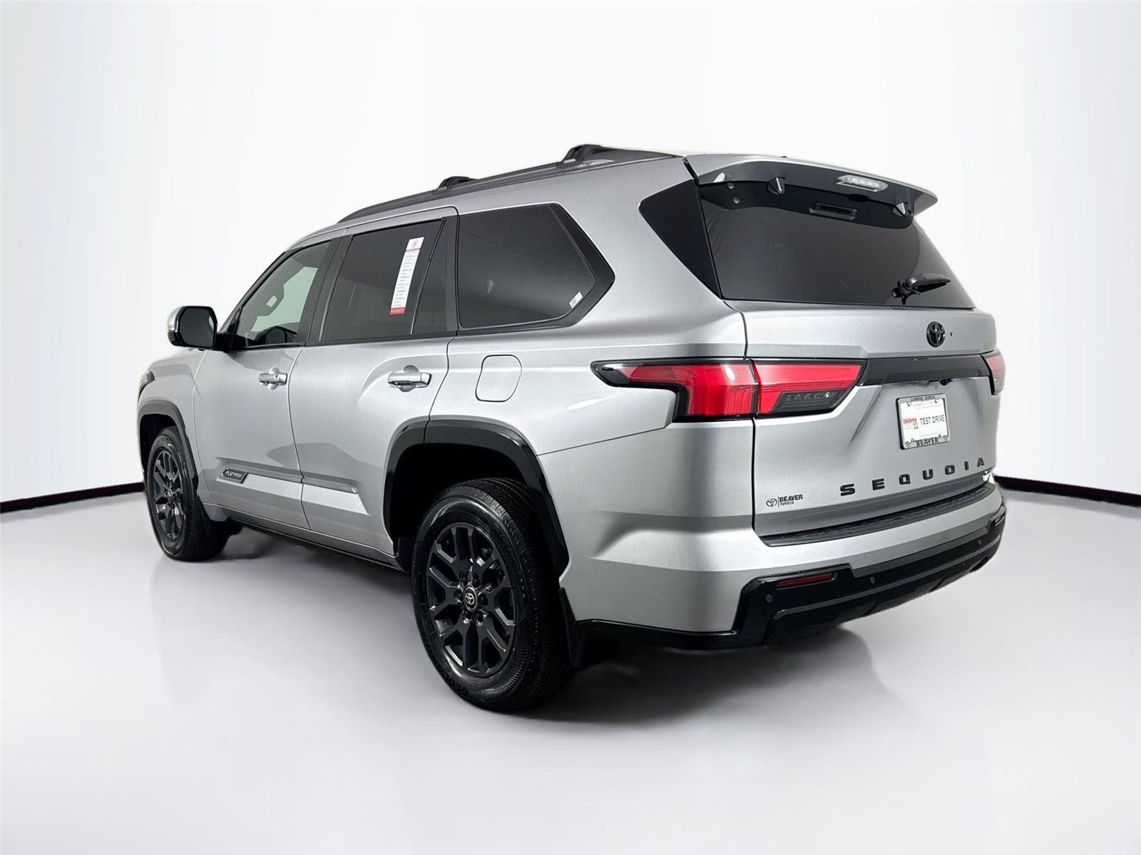 Certified 2025 Toyota Sequoia Platinum AWD/4WD image 13