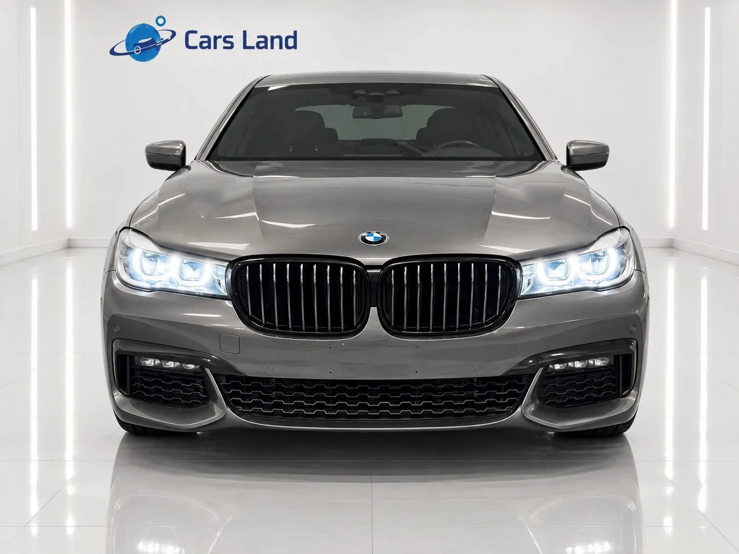 Used 2019 BMW 740i w/ Executive Package RWD image 7