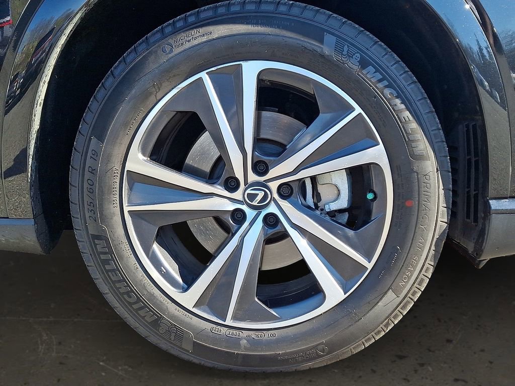 Used 2024 Lexus RX 350 Premium w/ Accessory Package AWD/4WD image 9