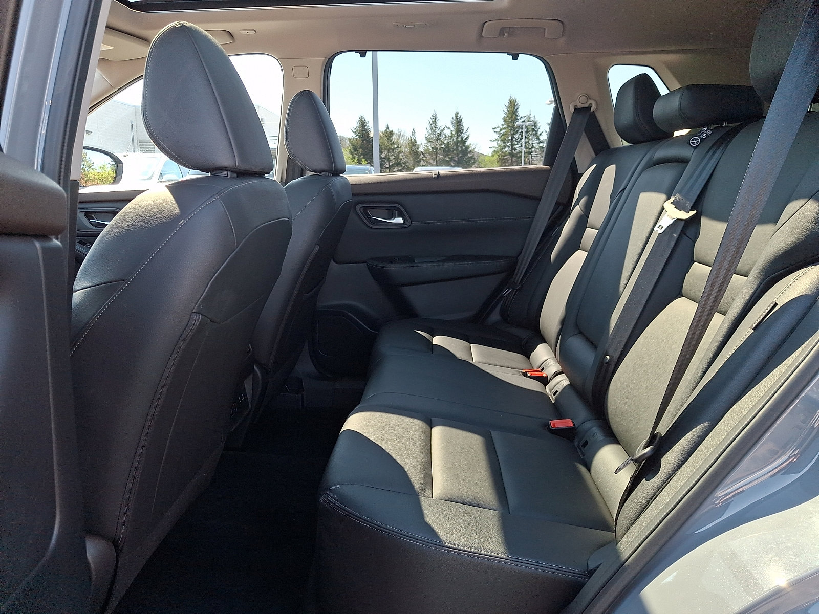 Certified 2023 Nissan Rogue SL w/ SL Premium Package AWD/4WD image 10