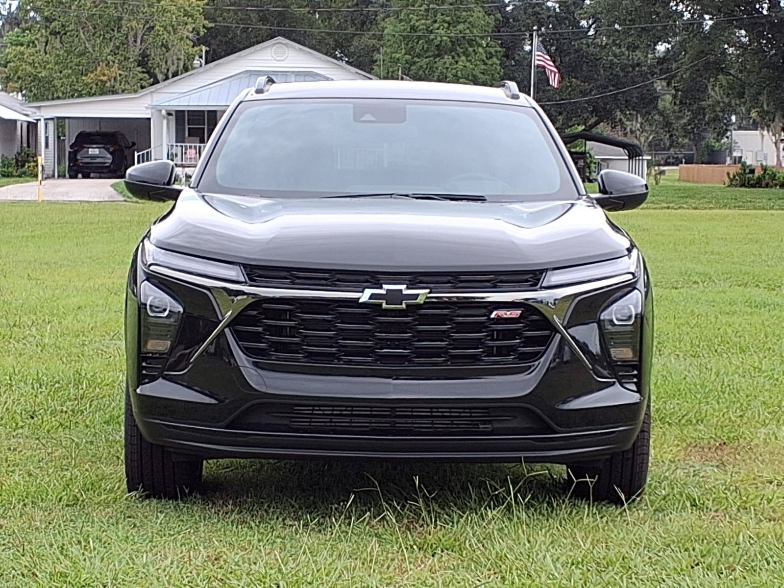 New 2026 Chevrolet Trax RS w/ Driver Confidence Package FWD image 2