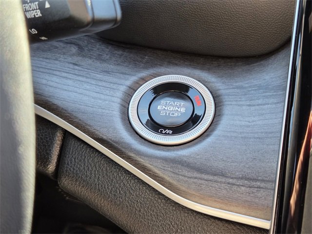 Used 2024 Jeep Grand Cherokee L Limited w/ Luxury Tech Group II image 36