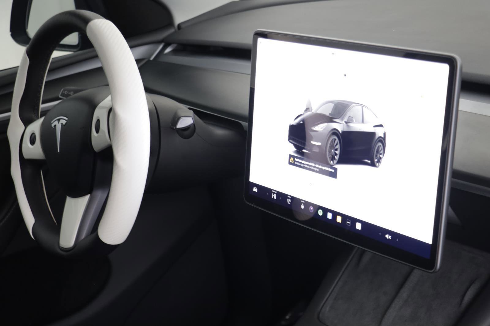 Used 2024 Tesla Model Y Long Range image 20