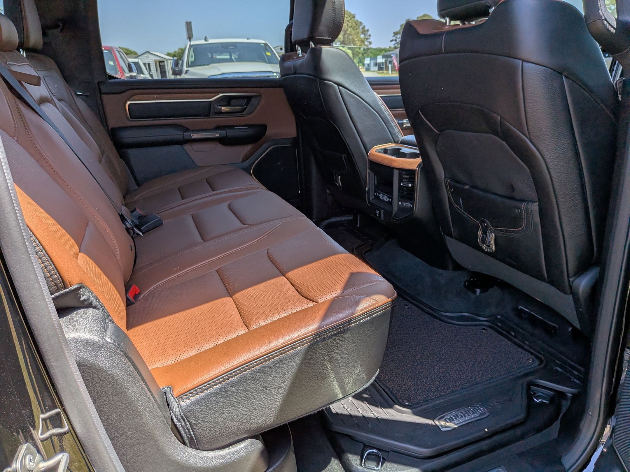 Used 2024 RAM 1500 Limited AWD/4WD image 20