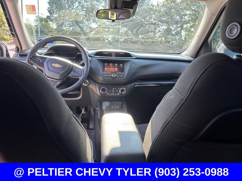 Used 2022 Chevrolet TrailBlazer LT FWD image 19