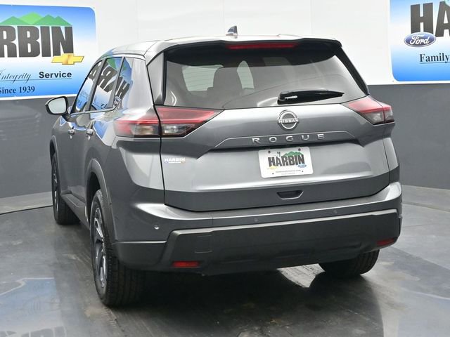 Used 2025 Nissan Rogue SV FWD image 4