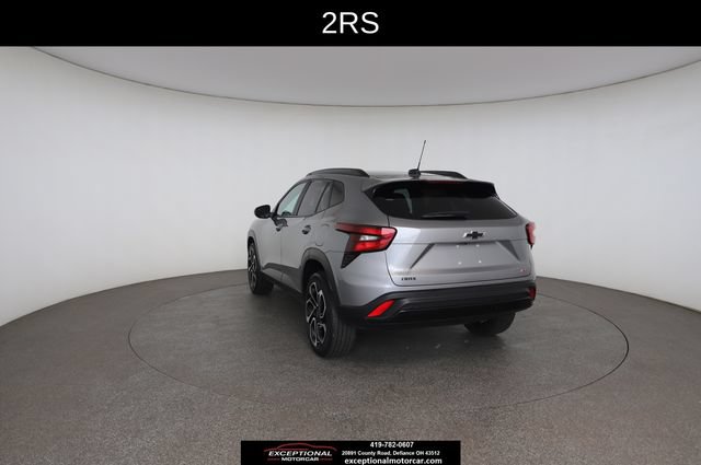 Used 2024 Chevrolet Trax RS w/ Driver Confidence Package FWD image 13
