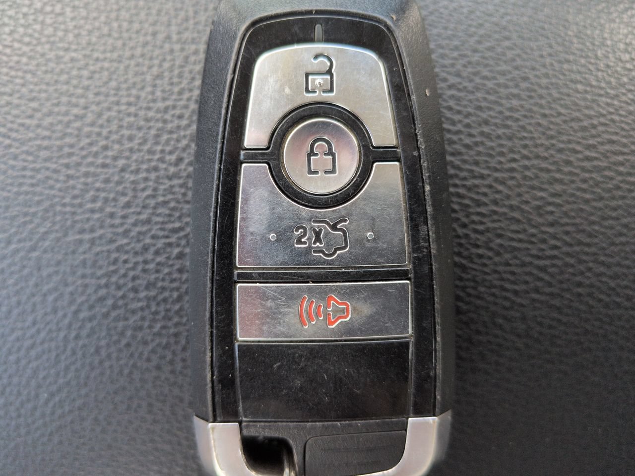 Used 2019 Ford Fusion SE w/ Equipment Group 151A FWD image 30