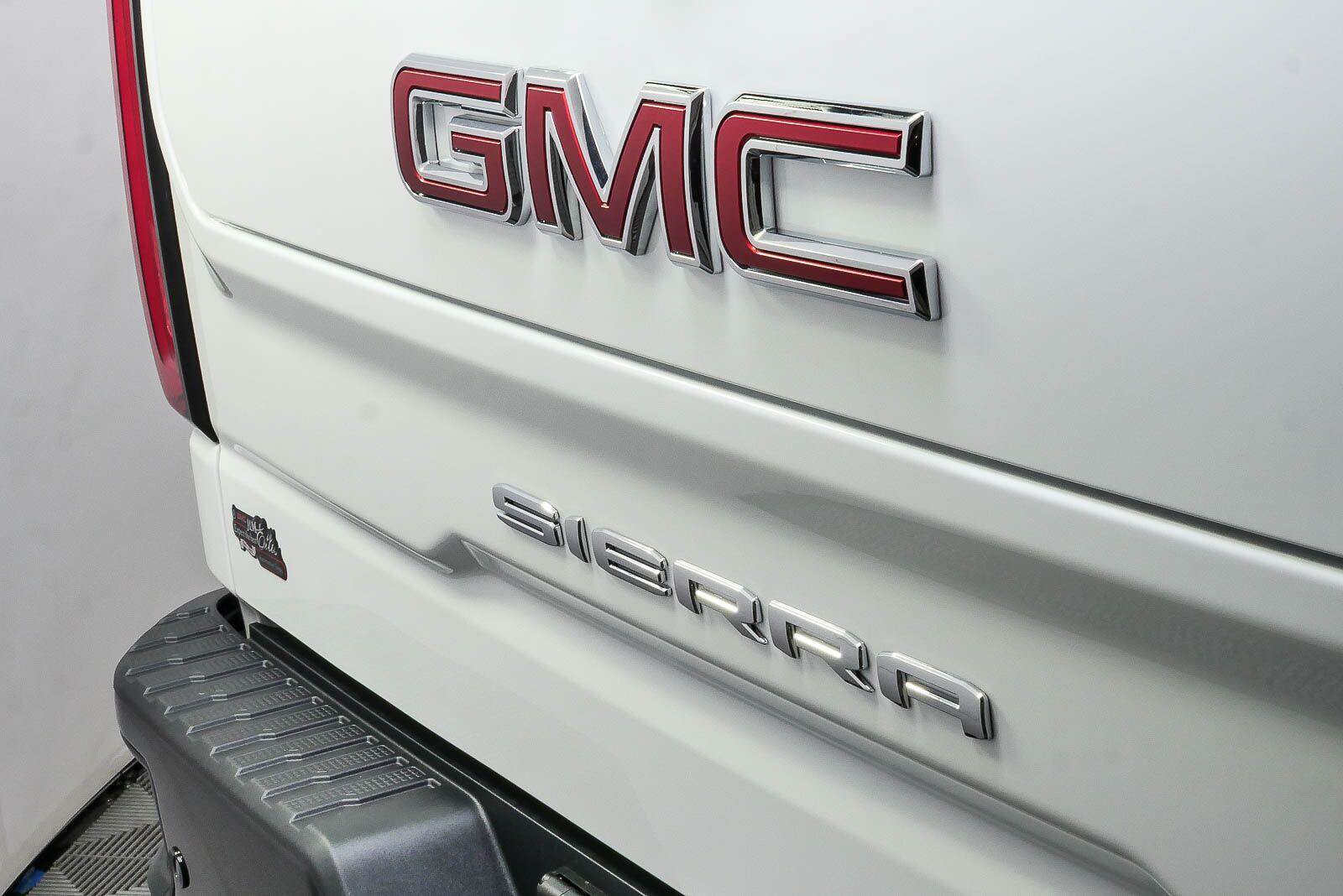 New 2026 GMC Sierra 1500 AT4X AWD/4WD image 36