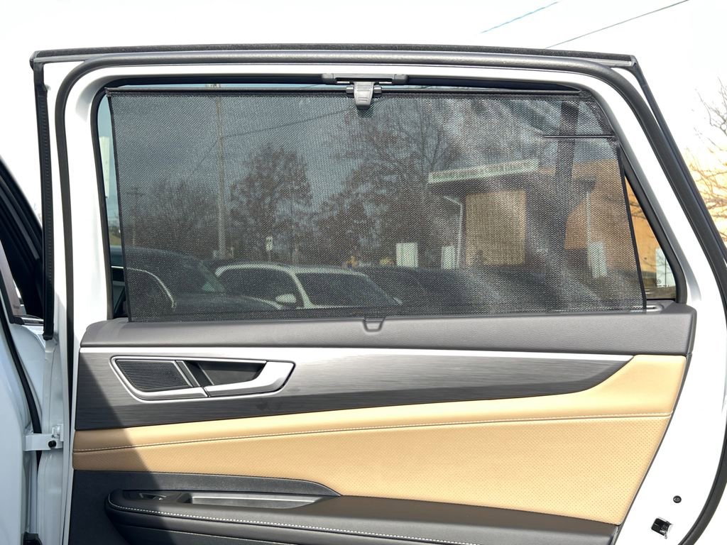 New 2026 Volkswagen Atlas Cross Sport SE image 14