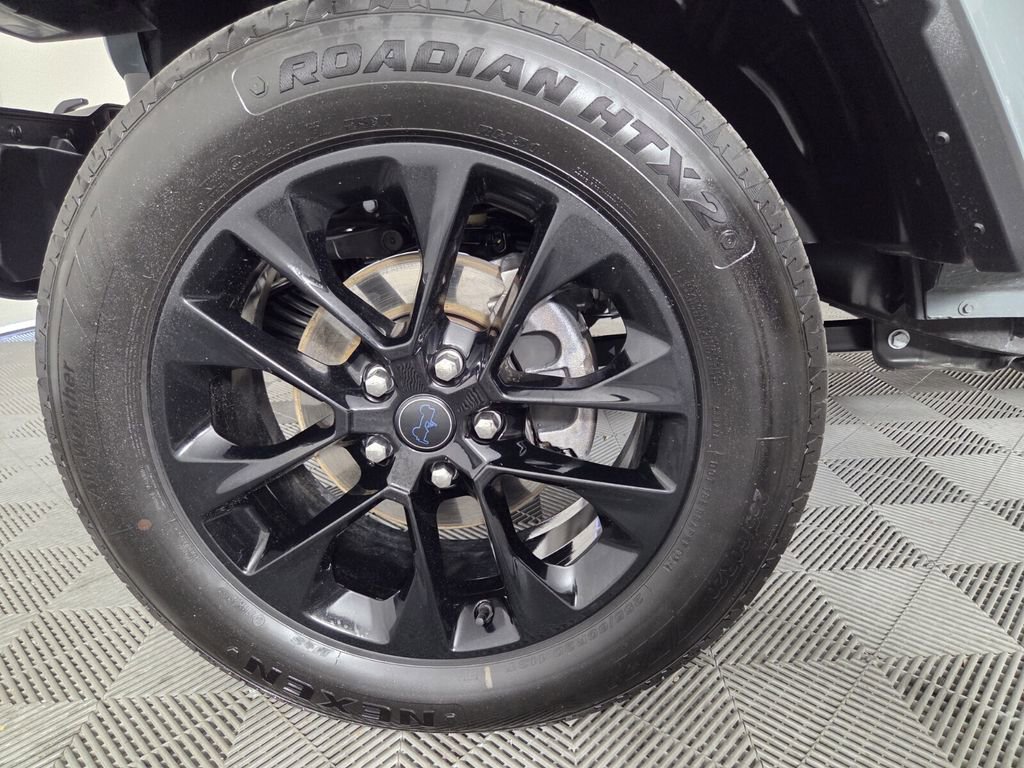 Certified 2025 Jeep Wrangler Sahara w/ Safety Group image 10