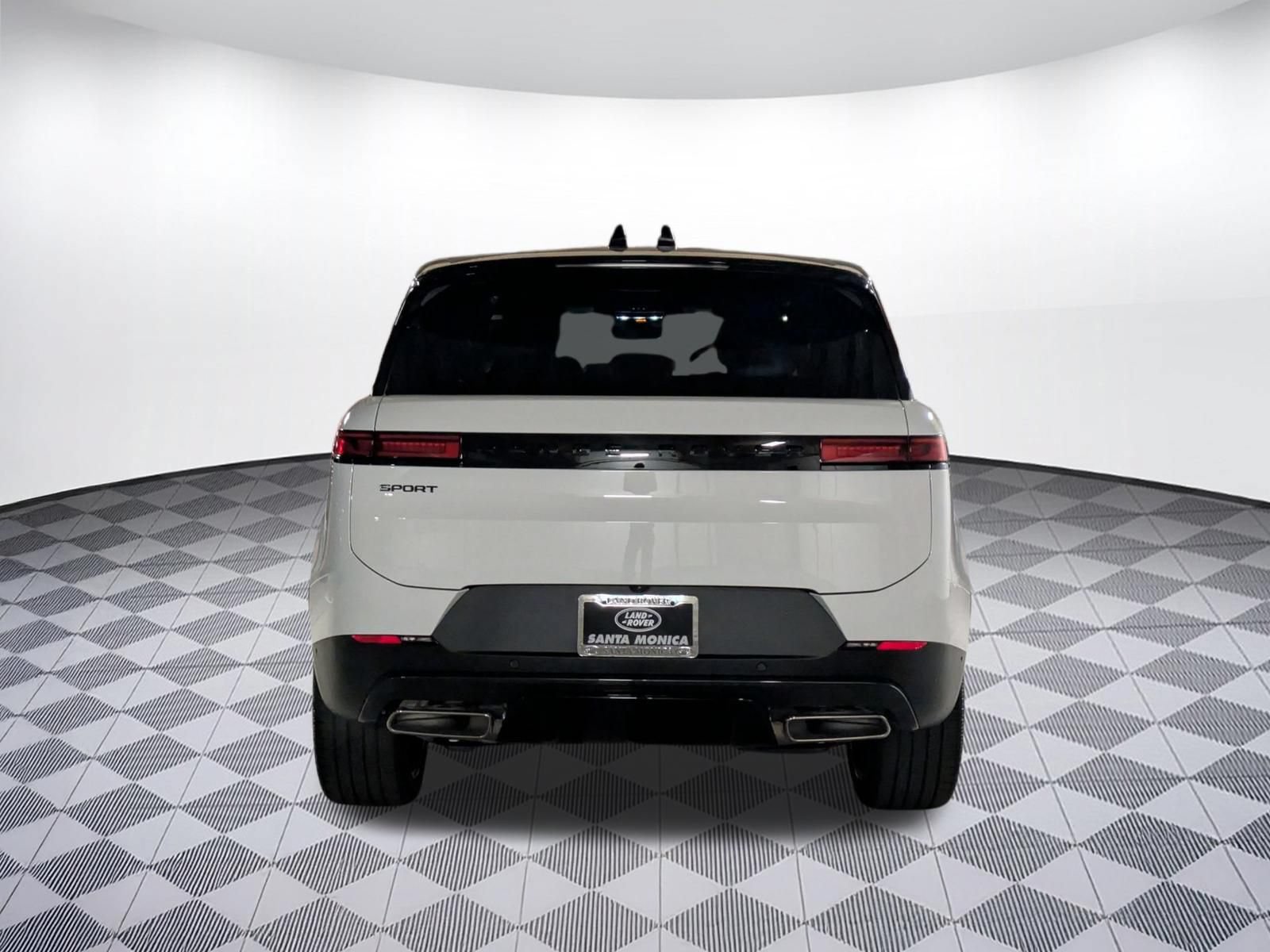 New 2026 Land Rover Range Rover Sport SE AWD/4WD image 4