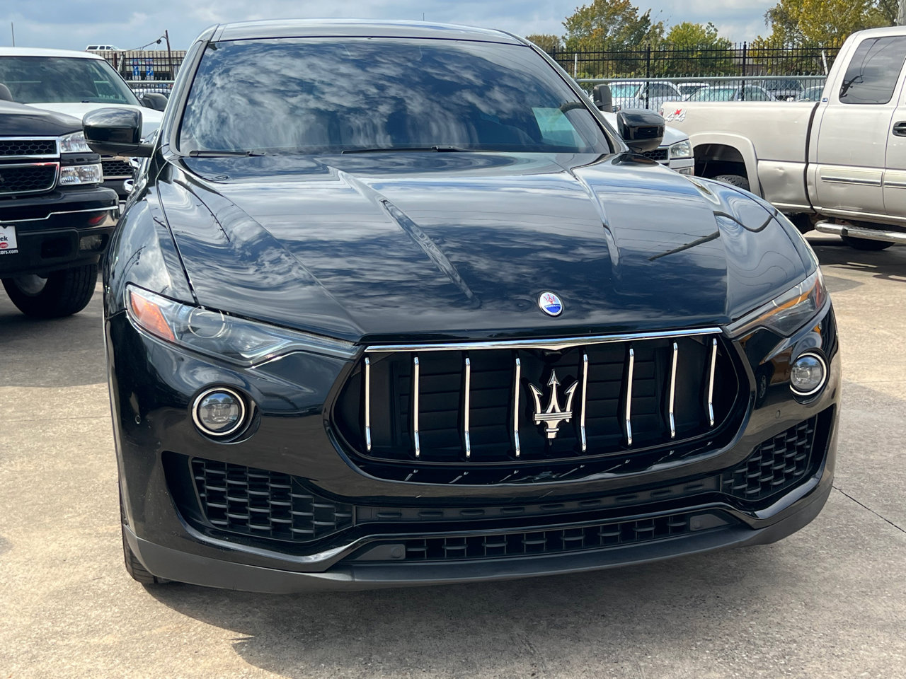 Used 2018 Maserati Levante image 33