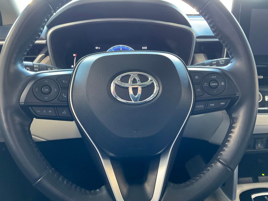 Used 2024 Toyota Corolla Cross XLE image 12