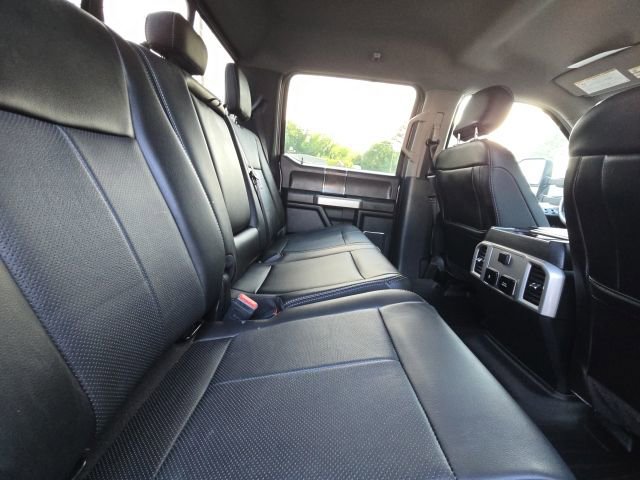 Used 2020 Ford F250 Lariat w/ Lariat Value Package AWD/4WD image 3