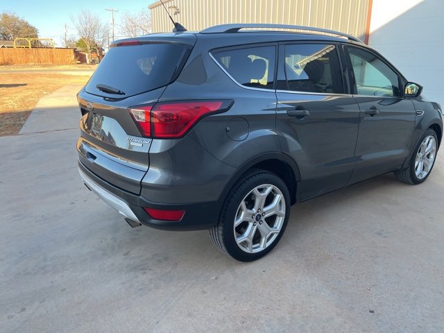 Used 2019 Ford Escape Titanium image 4
