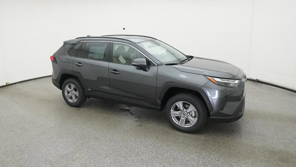 New 2025 Toyota RAV4 XLE image 12