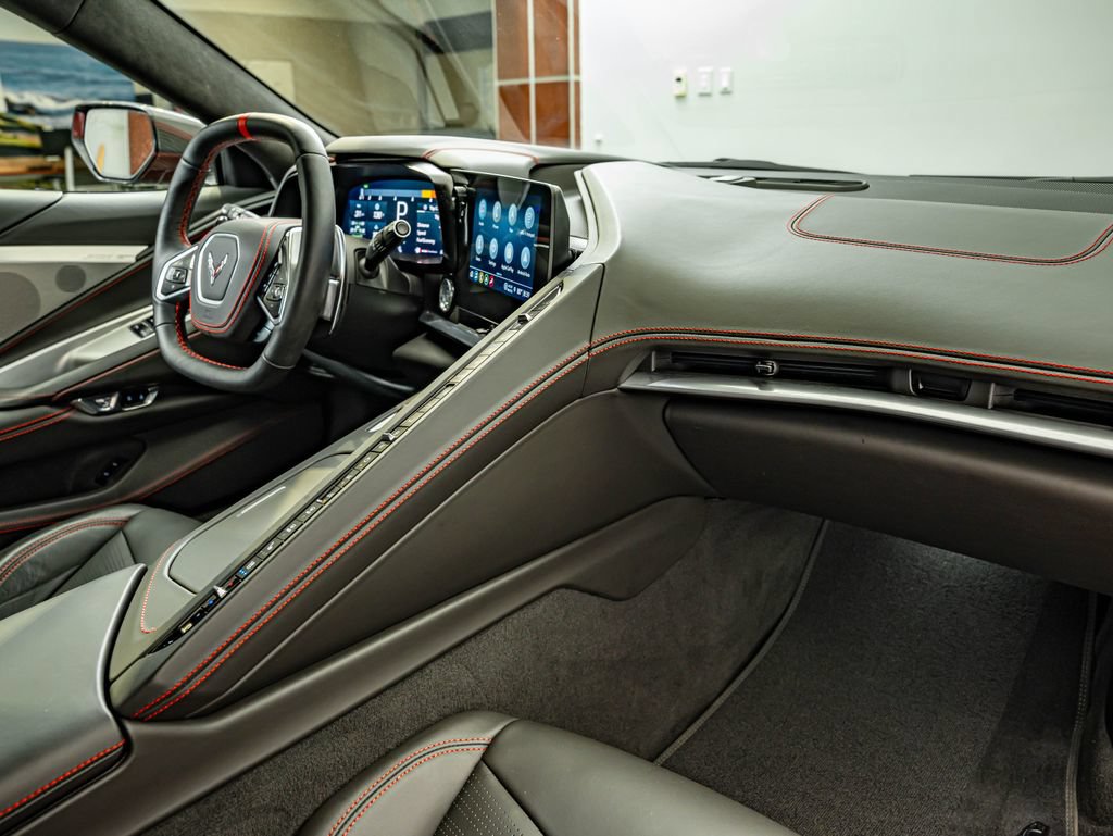 Used 2021 Chevrolet Corvette Stingray Premium Cpe w/ Z51 Performance Package RWD image 52