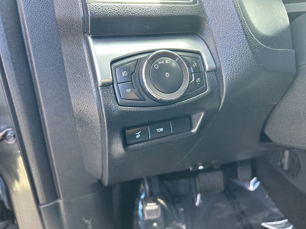 Used 2019 Ford Explorer Sport w/ Equipment Group 401A image 38