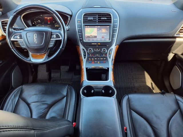 Used 2020 Lincoln Nautilus Reserve w/ Equipment Group 202A image 11