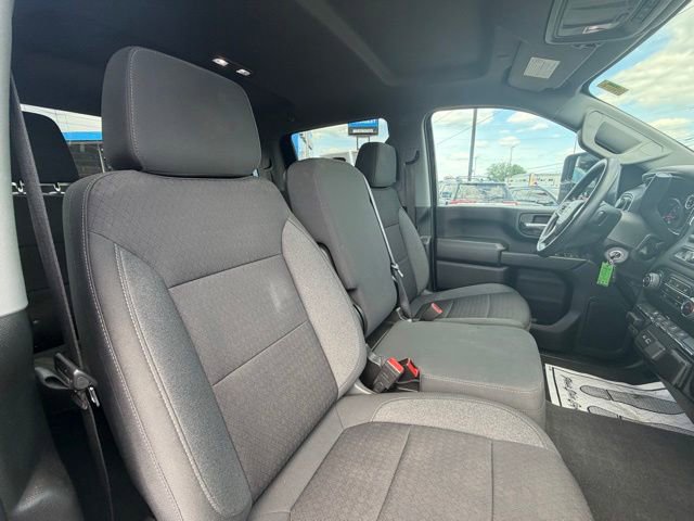 Used 2022 Chevrolet Silverado 2500 Custom w/ Custom Value Package AWD/4WD image 15