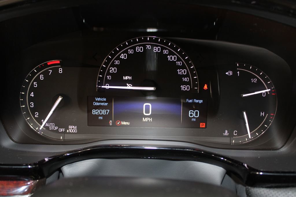 Used 2018 Cadillac XT5 Premium Luxury w/ Driver Assist Package image 32