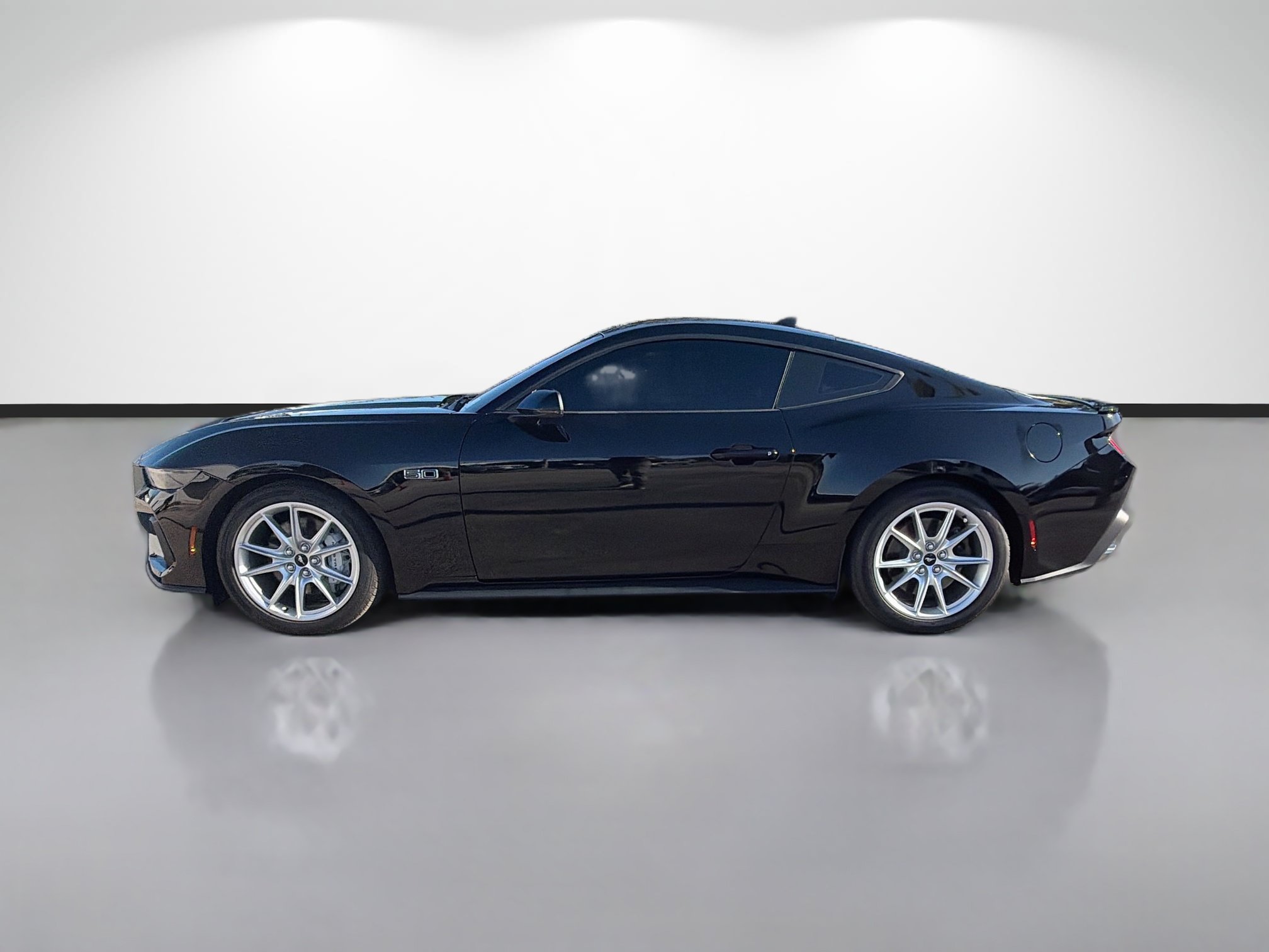 Used 2025 Ford Mustang GT Premium RWD image 6