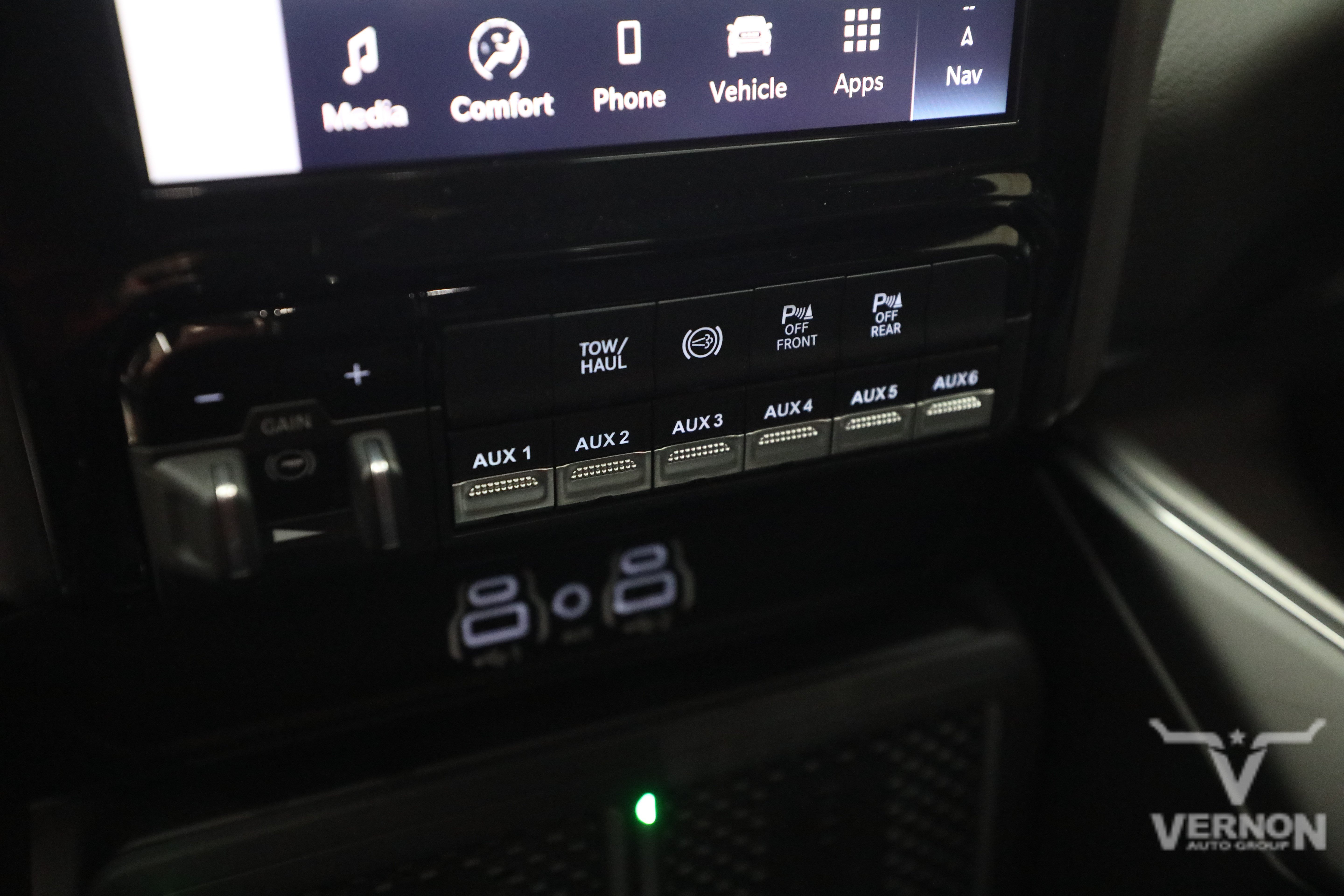 New 2026 RAM 3500 Laramie w/ Night Edition AWD/4WD image 23