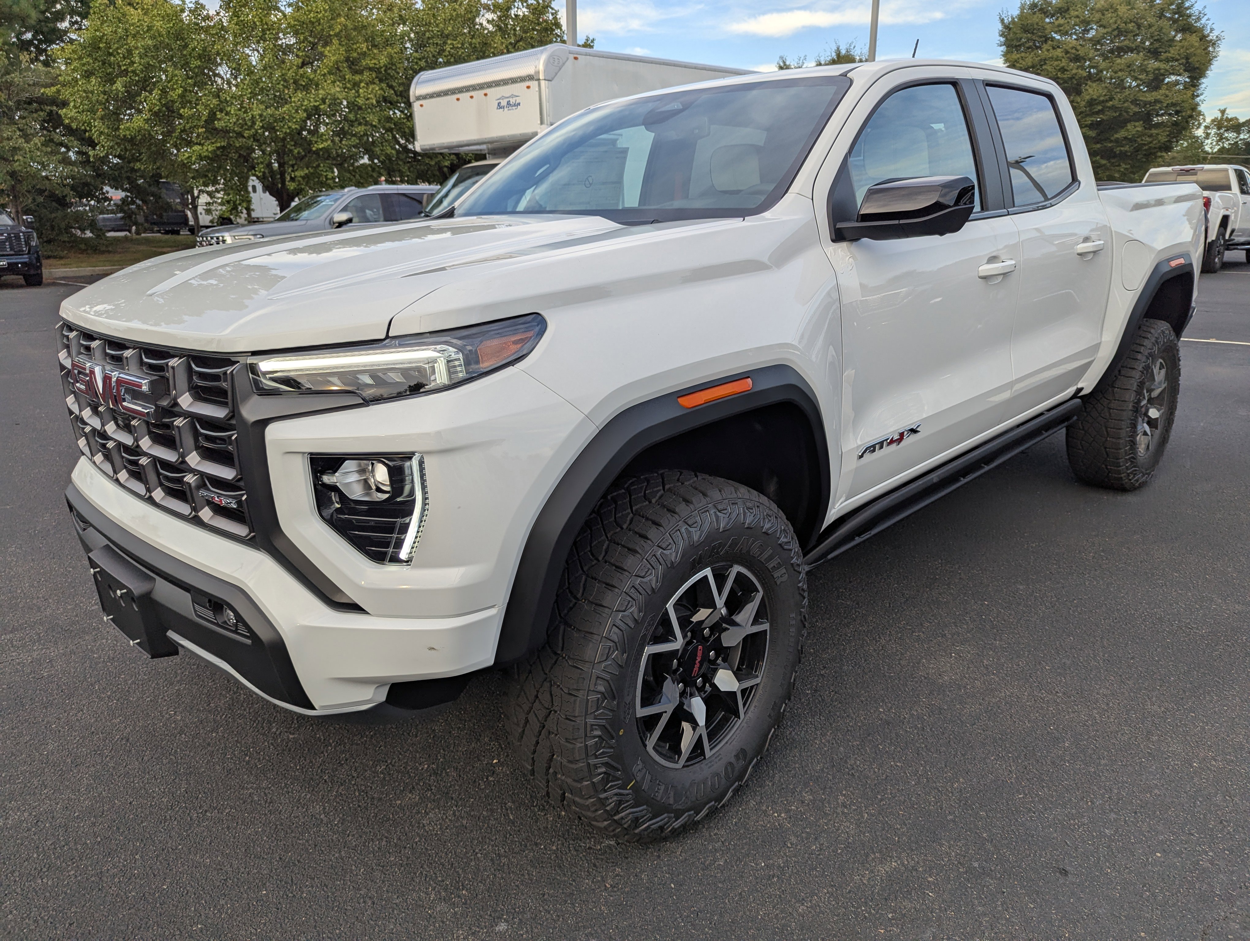 New 2026 GMC Canyon AT4X image 4