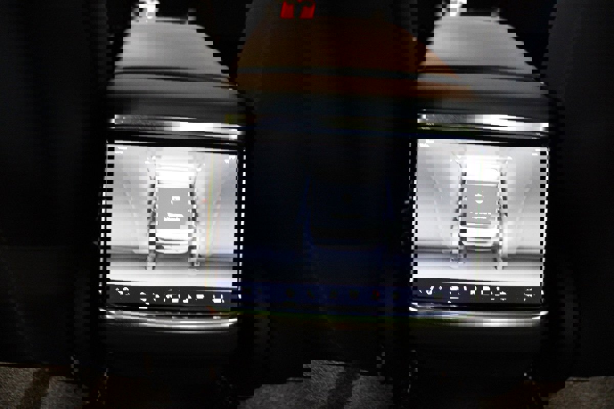 Used 2023 Tesla Model S AWD image 38