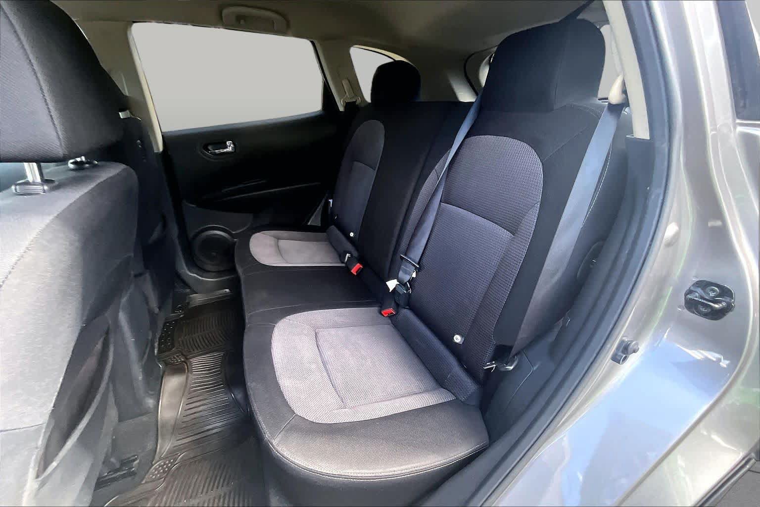 Used 2012 Nissan Rogue SV AWD/4WD image 20
