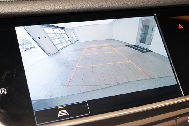 Used 2023 Cadillac XT5 Premium Luxury w/ LPO, Floor Liner Package AWD/4WD image 28
