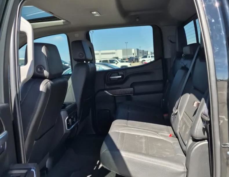 Used 2021 GMC Sierra 1500 Denali w/ Denali Ultimate Package AWD/4WD image 11