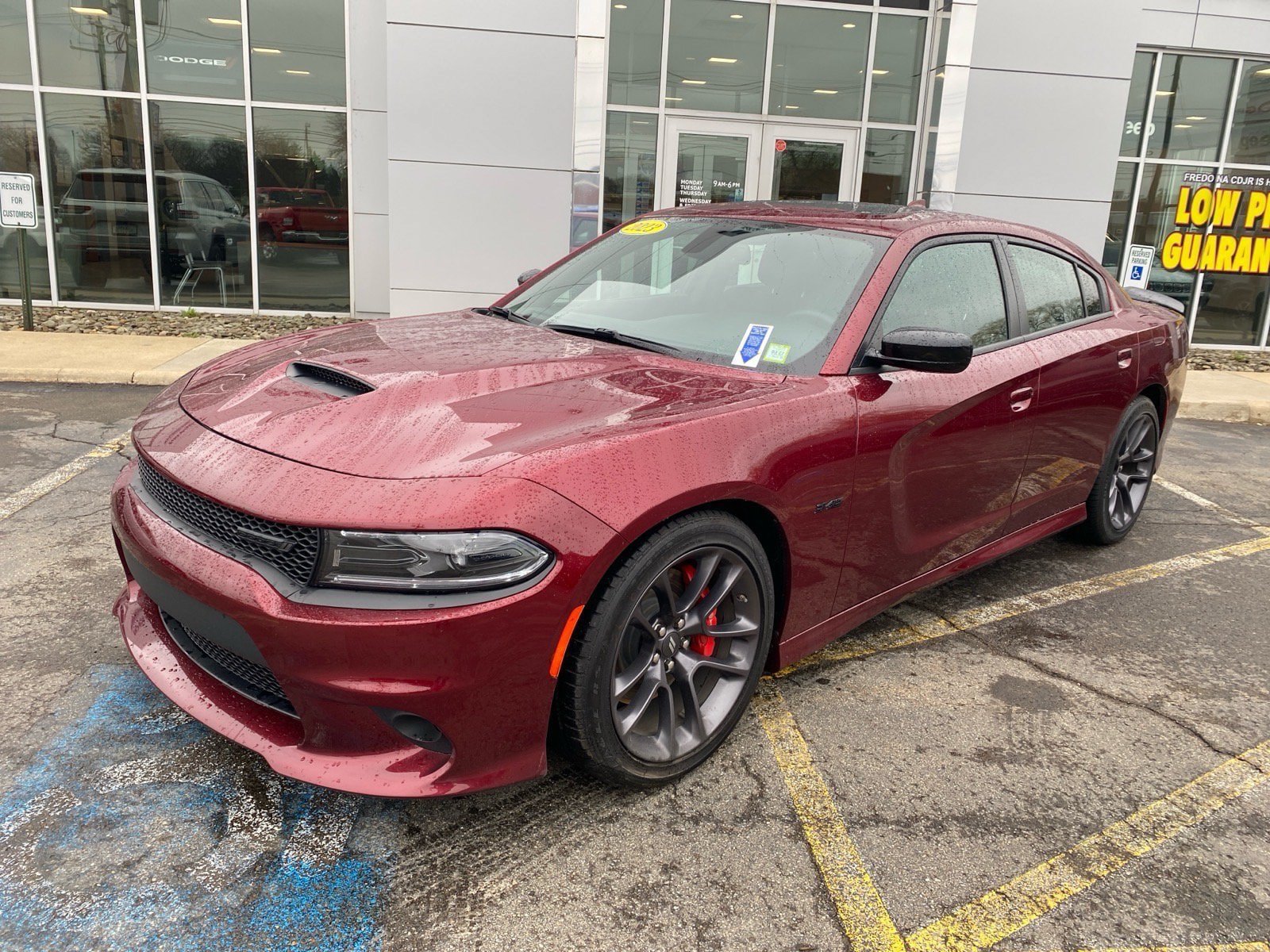 Used 2023 Dodge Charger R/T w/ Plus Group RWD image 3