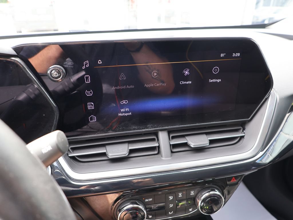 Certified 2024 Chevrolet Trax ACTIV FWD image 21