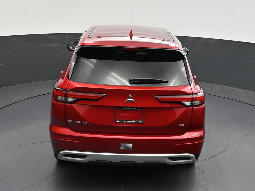 Used 2023 Mitsubishi Outlander SE FWD image 17