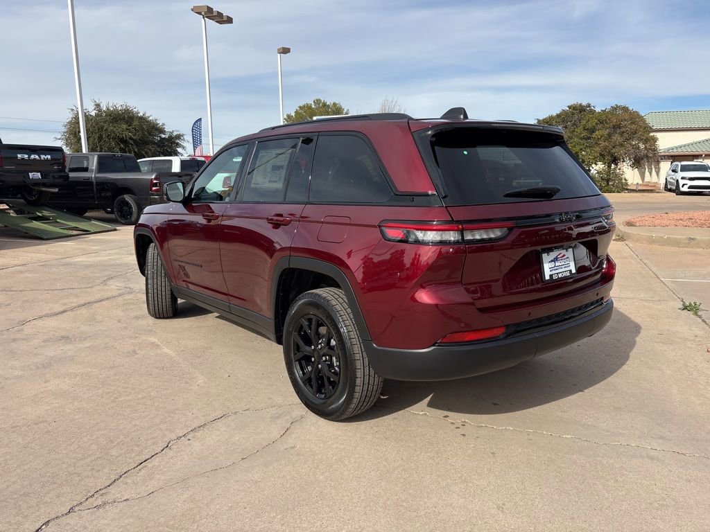 New 2025 Jeep Grand Cherokee Altitude image 7