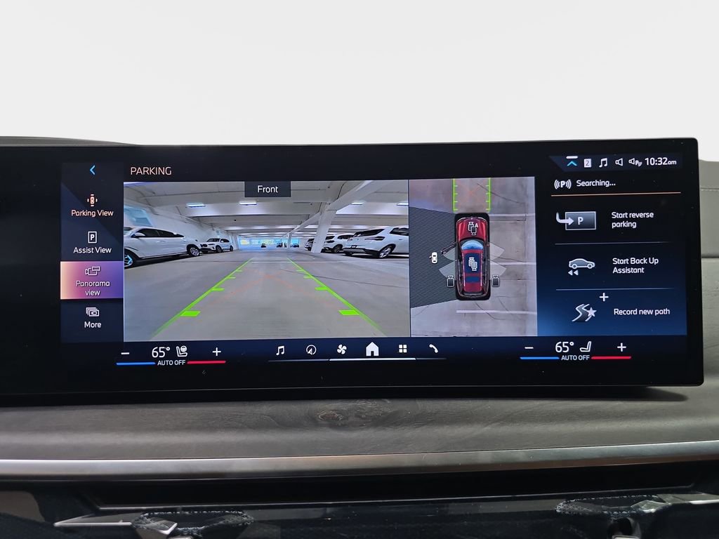 Used 2026 BMW X7 xDrive40i w/ Premium Package image 24