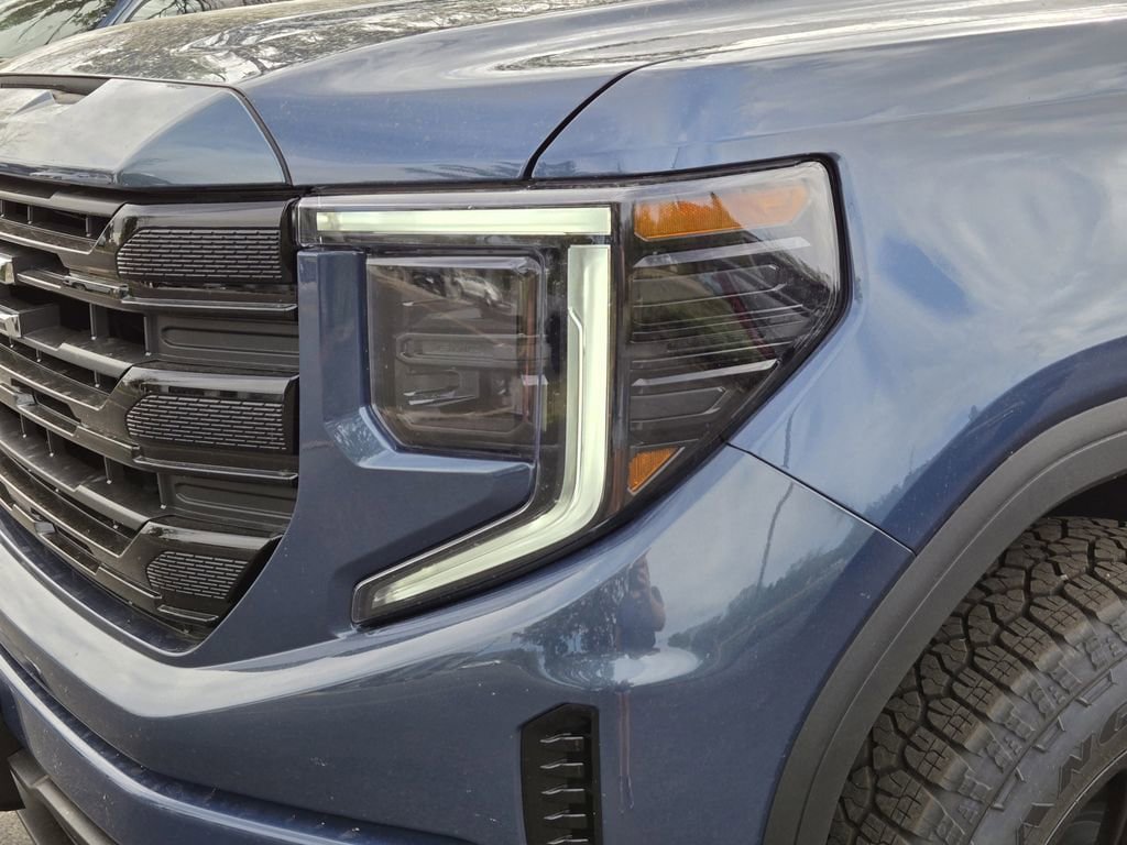 New 2026 GMC Sierra 1500 Elevation w/ Elevation Select Package AWD/4WD image 18
