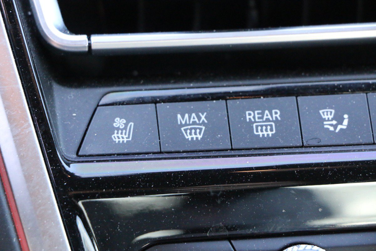 Used 2022 BMW M850i xDrive Coupe AWD/4WD image 27
