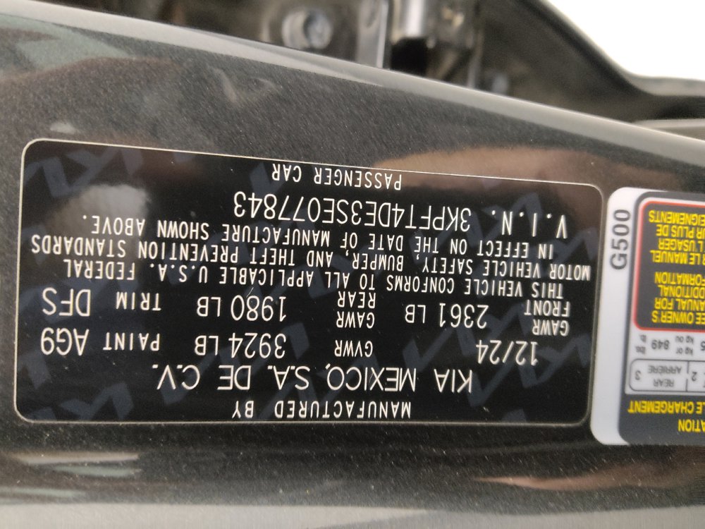 Used 2025 Kia K4 FWD image 33