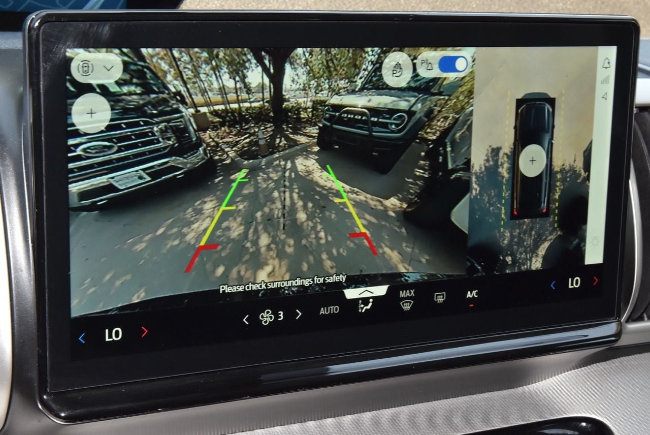 Used 2025 Ford Expedition Max Active RWD image 29