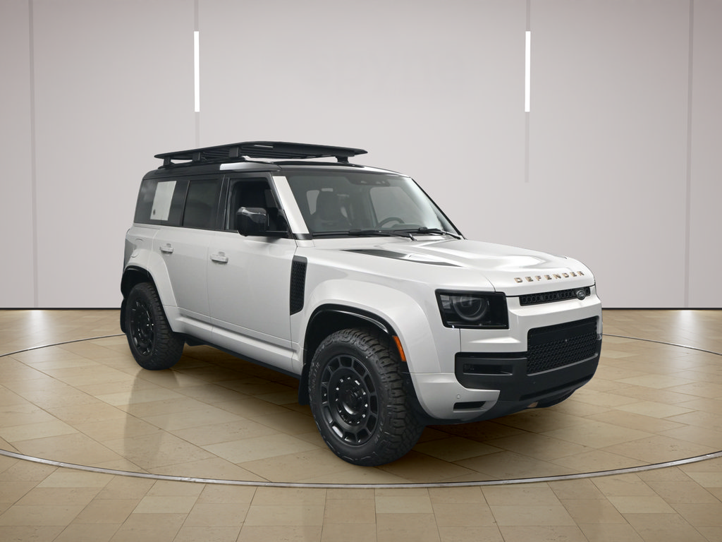 New 2026 Land Rover Defender 110 AWD/4WD image 23